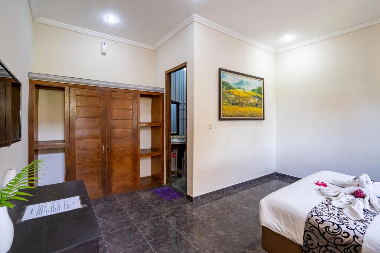 Villa Amari By Wizzela Batumadeg Ngoại thất bức ảnh