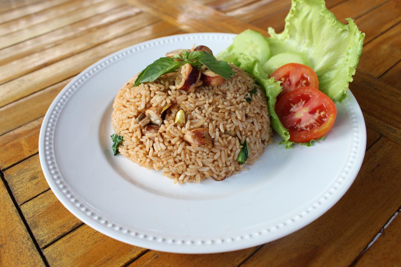 Villa Amari By Wizzela Batumadeg Ngoại thất bức ảnh